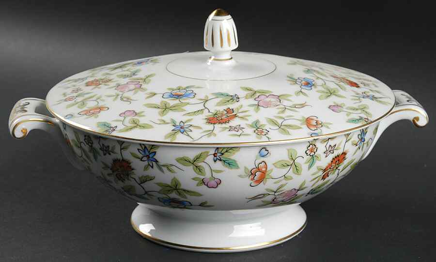 Fantasia (No Center Design) Round Covered Vegetable by Cherry China (Japan)-1