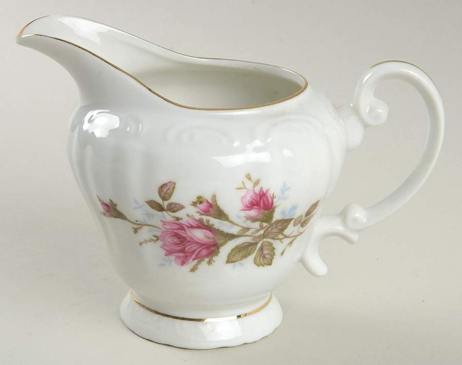 Moss Rose Creamer by Cherry China (Japan)-1