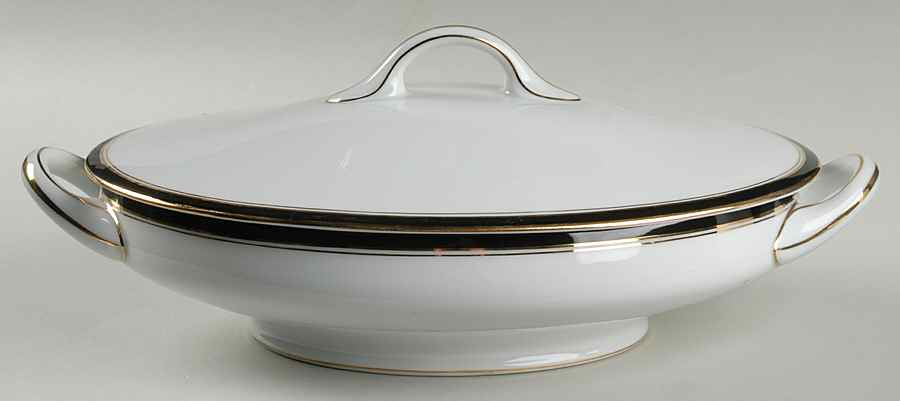 Ambassade Black Oval Covered Vegetable by Charles Field Haviland-1
