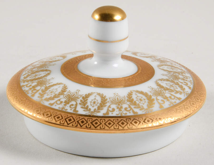 Arizona (White Rim) Lid for Coffee Pot by Charles Field Haviland-1