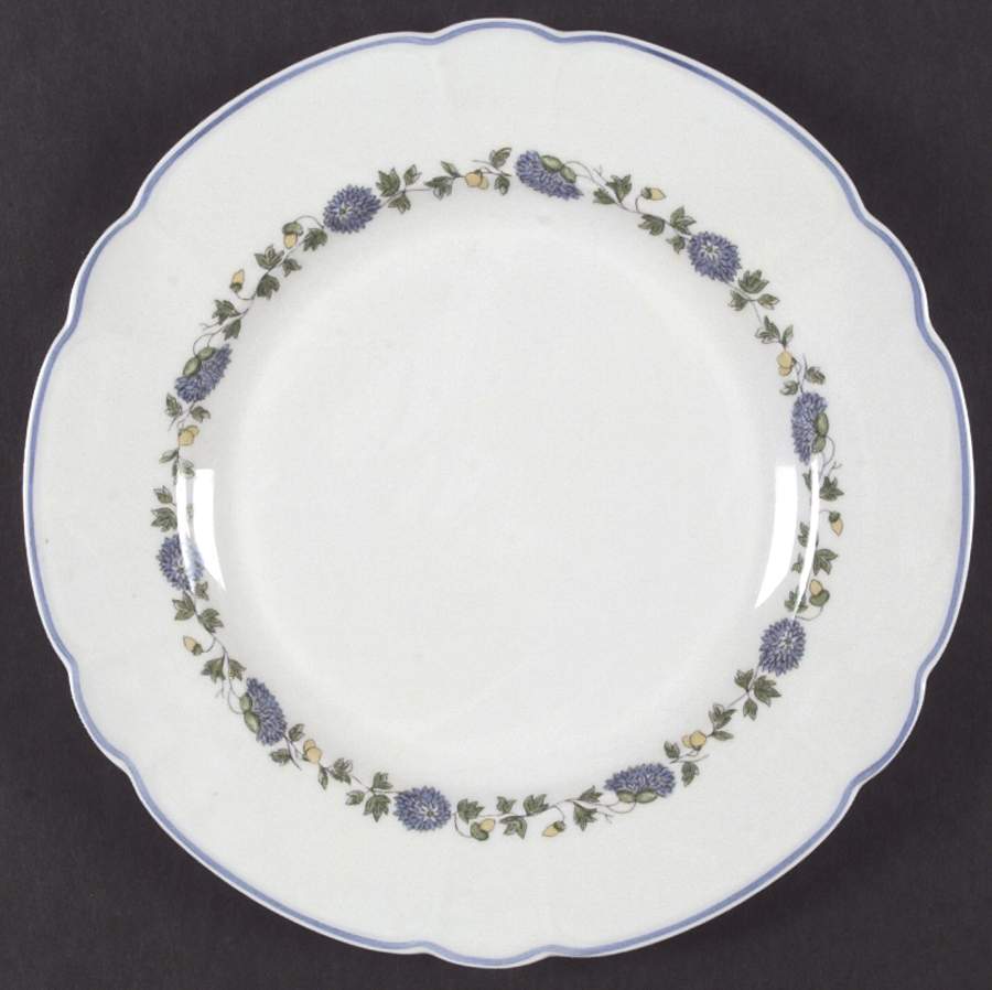 Caroline Dinner Plate by Charles Field Haviland-1