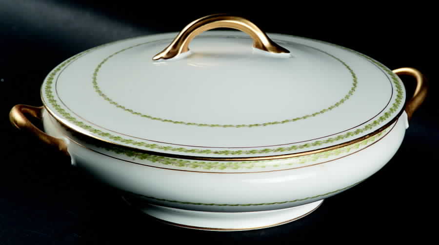 Castiglione Round Covered Vegetable by Charles Field Haviland-1