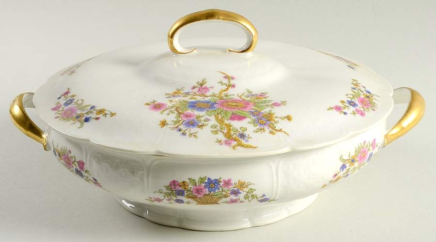 CHF1 Round Covered Vegetable by Charles Field Haviland-1