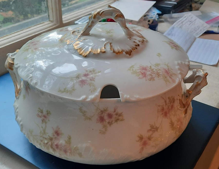Schleiger 1293-8 Tureen &  Lid by Charles Field Haviland-1