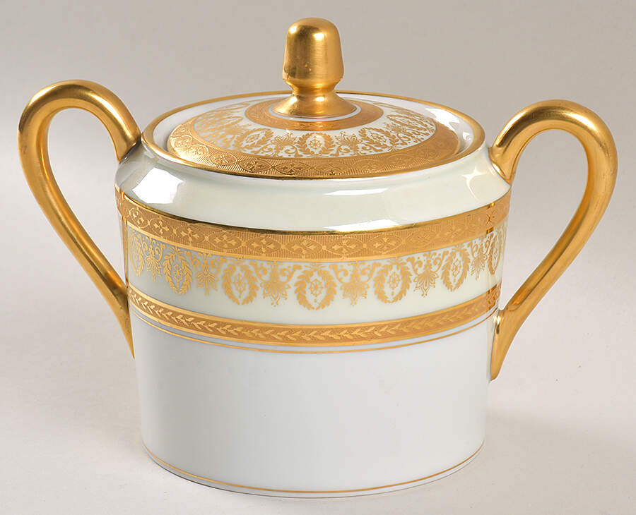 CHF276 Sugar Bowl & Lid by Charles Field Haviland-1