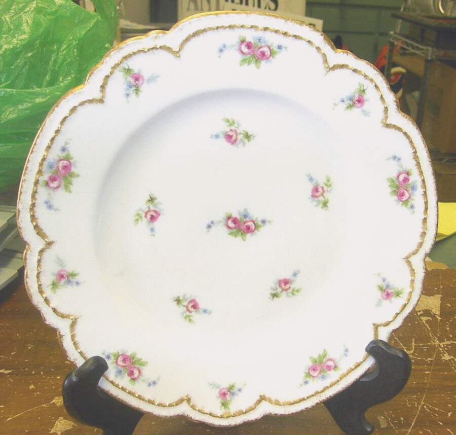 CHF291 Dinner Plate by Charles Field Haviland-1