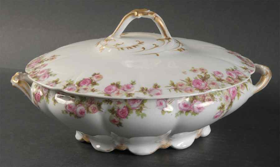 Head 117A Round Covered Vegetable by Charles Field Haviland-1