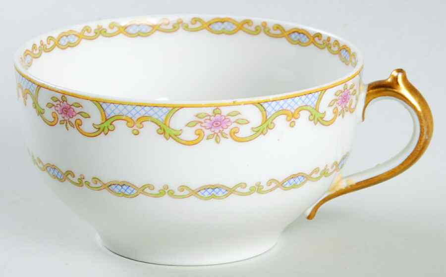 Head 123 Flat Cup by Charles Field Haviland-1