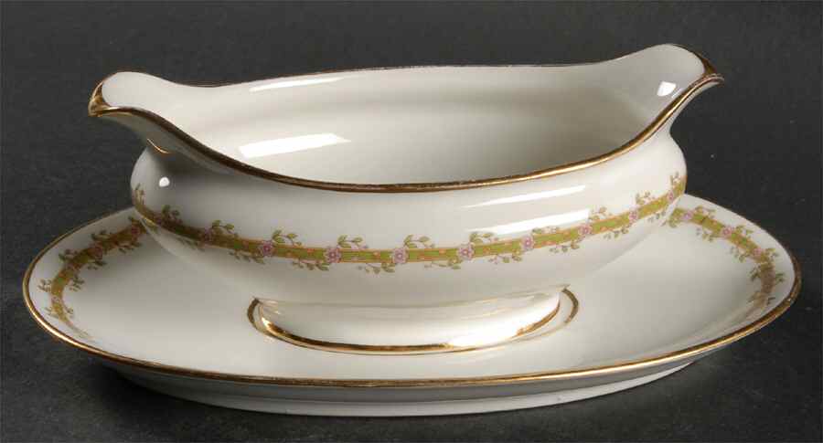 Head 141 Gravy Boat & Underplate by Charles Field Haviland-1