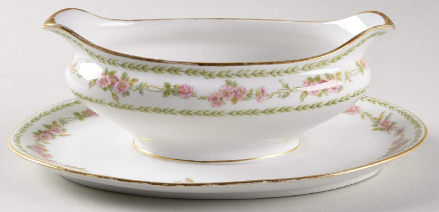 Head 148 Gravy Boat with Attached Underplate by Charles Field Haviland-1