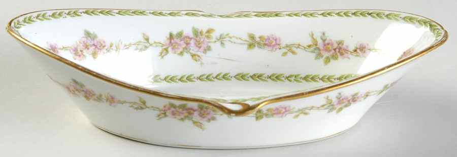 Head 148 Olive Dish by Charles Field Haviland-1