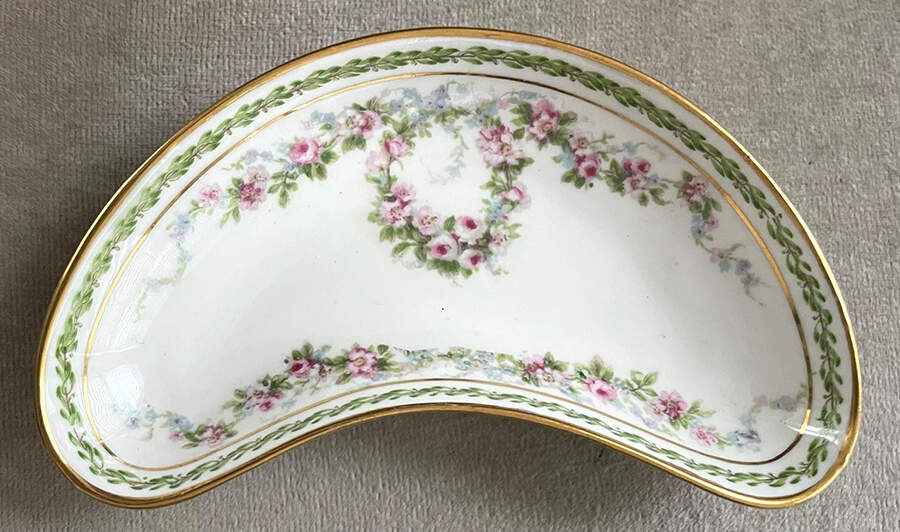 Schleiger 1341 Bone Dish by Charles Field Haviland-1