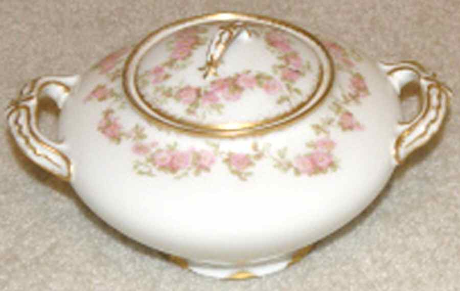 Schleiger 195G (Center Design) Sugar Bowl & Lid by Charles Field Haviland-1