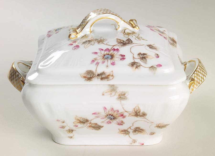 Schleiger 373 Sugar Bowl & Lid by Charles Field Haviland-1