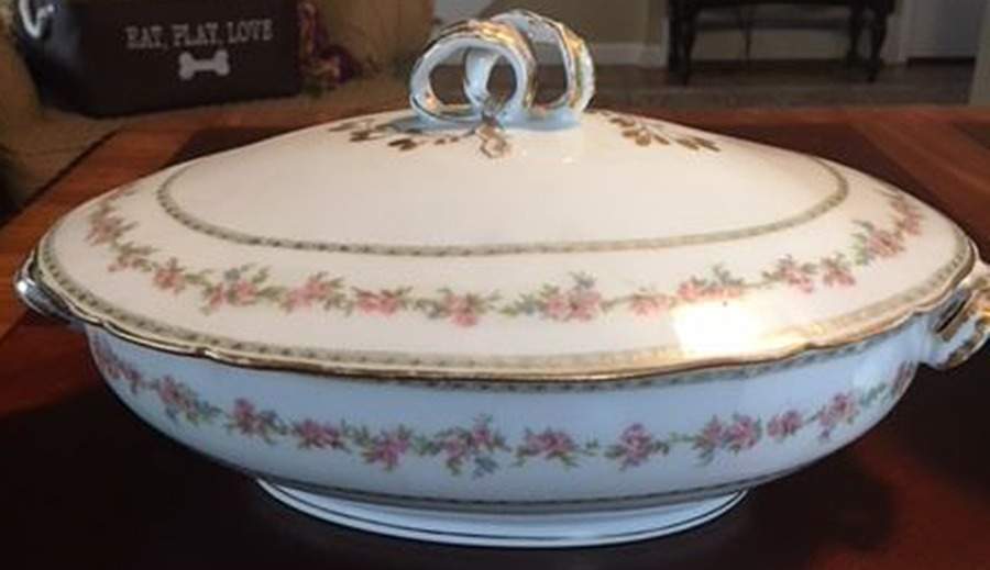 Schleiger 400 Oval Covered Vegetable by Charles Field Haviland-1