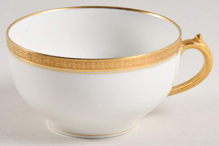 Schleiger 403 Flat Cup by Charles Field Haviland-1
