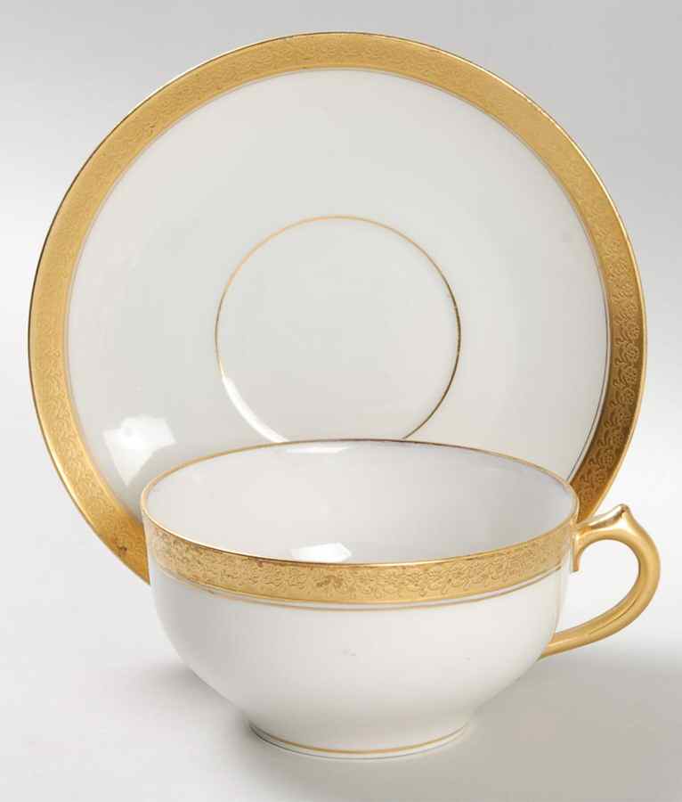 Schleiger 405 Flat Cup & Saucer Set by Charles Field Haviland-1