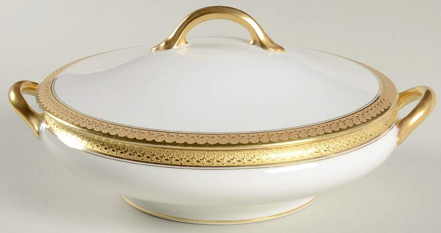 Schleiger 405 Round Covered Vegetable by Charles Field Haviland-1