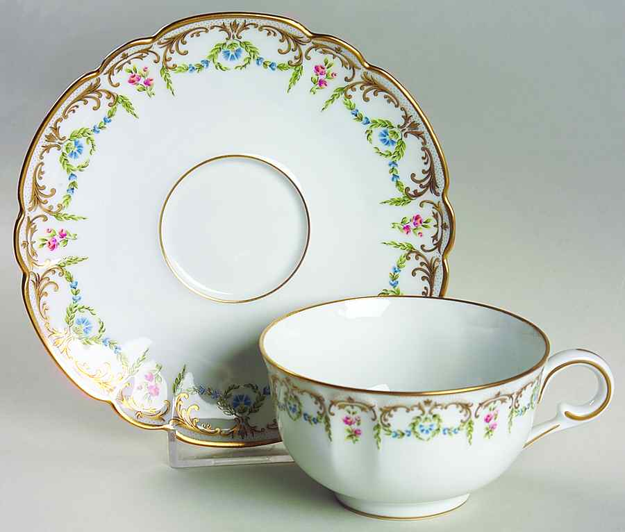 Symphonia Flat Cup & Saucer Set by Charles Field Haviland-1