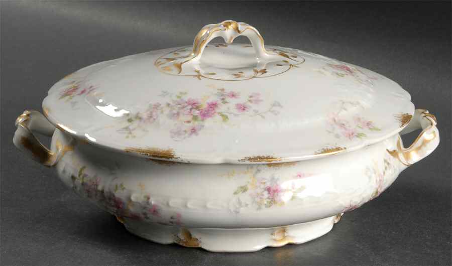 The Trocadero Round Covered Vegetable by Charles Field Haviland-1
