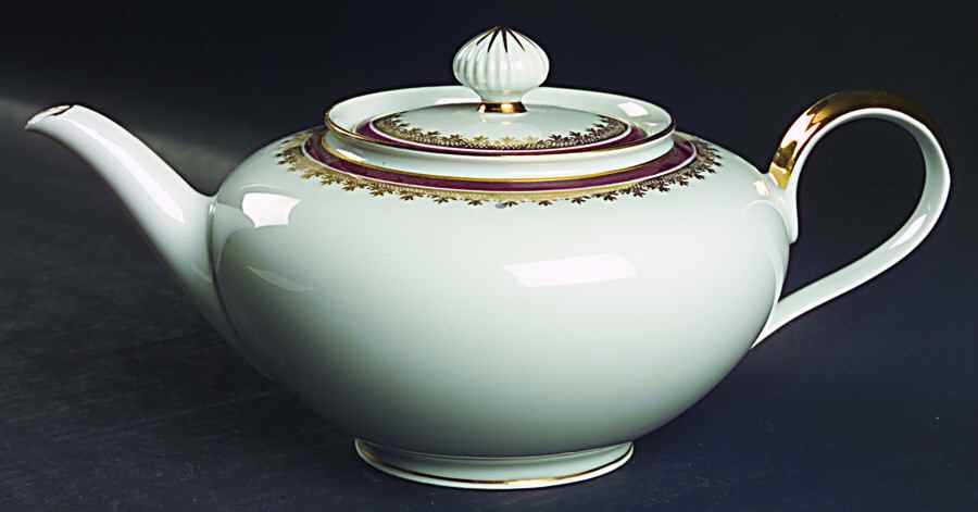 Chateau Teapot & Lid by Chalfonte-1