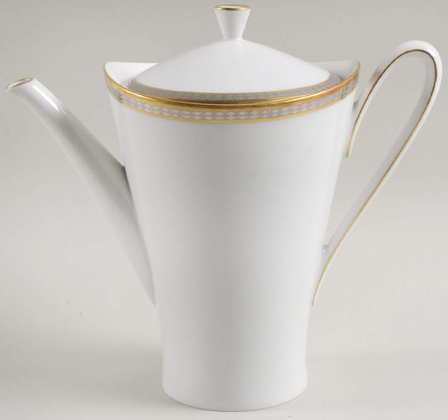 Royal Command Mini Coffee Pot & Lid by Chalfonte-1
