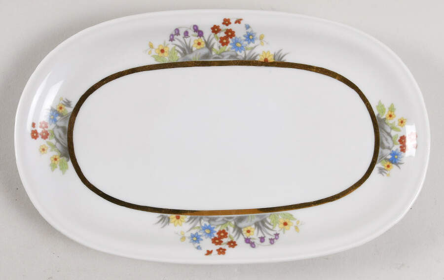 Rockgarden Underplate for Gravy Boat by Chalfonte-1