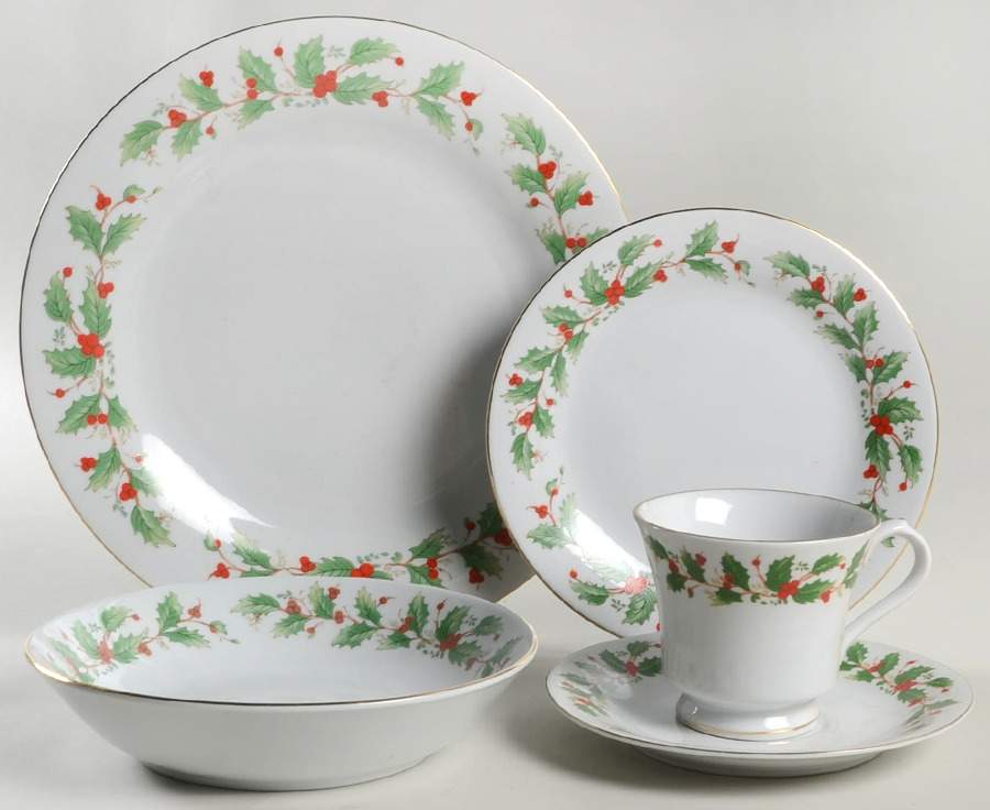 Noel (Brown Lettering Backstamp) 5 Piece Place Setting by China Pearl-1