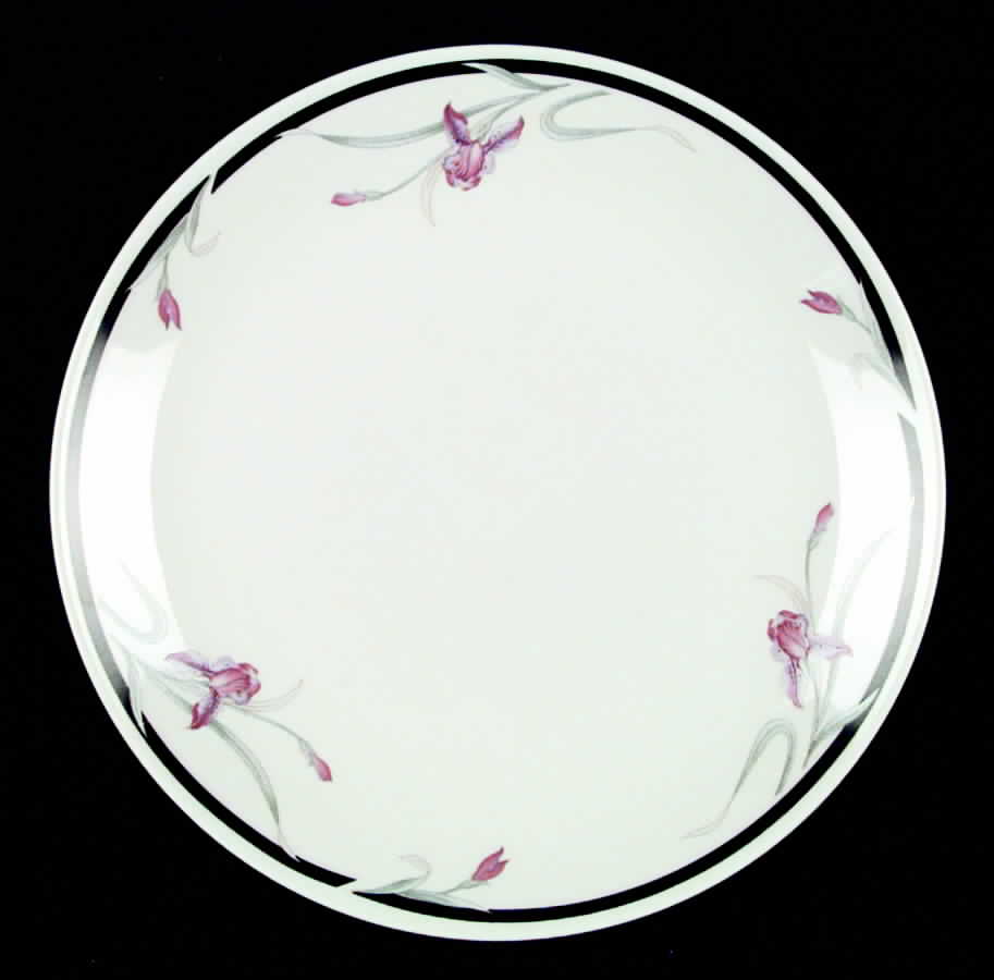 Versailles Dinner Plate by China Pearl-1