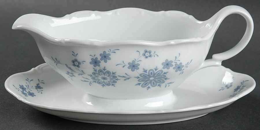 Bavarian Blue Gravy Boat with Attached Underplate by Christina-1