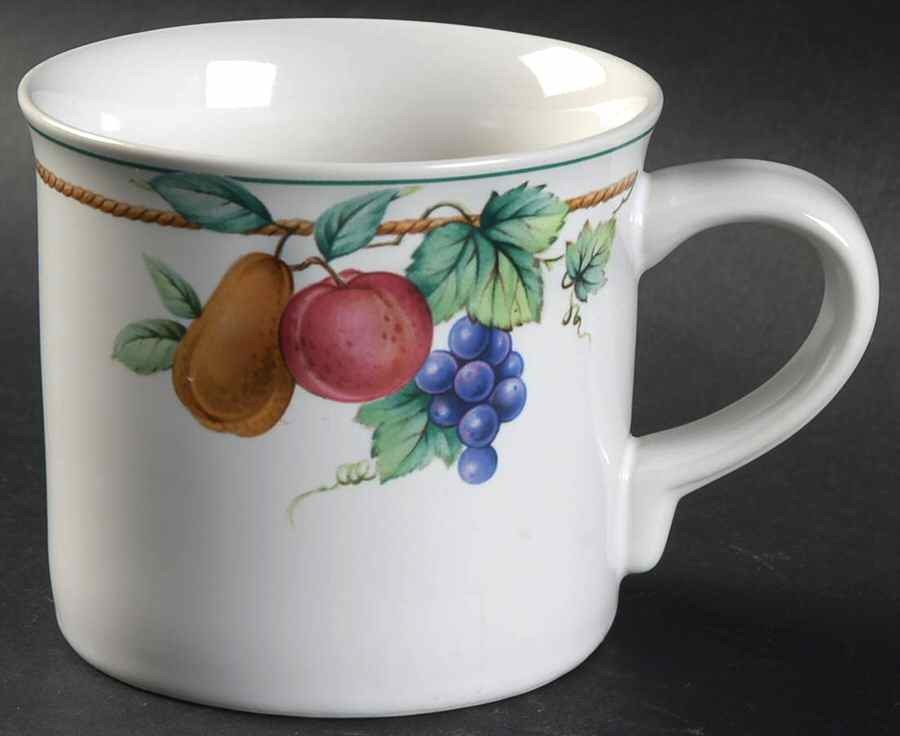 Ambrosia Flat Cup by Christopher Stuart-1