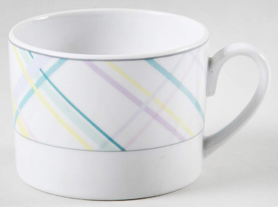 Ascot Flat Cup by Christopher Stuart-1