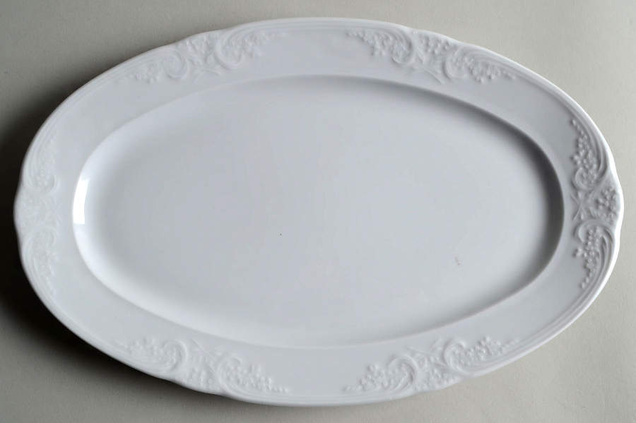 Batalha White 12" Oval Serving Platter by Christopher Stuart-1