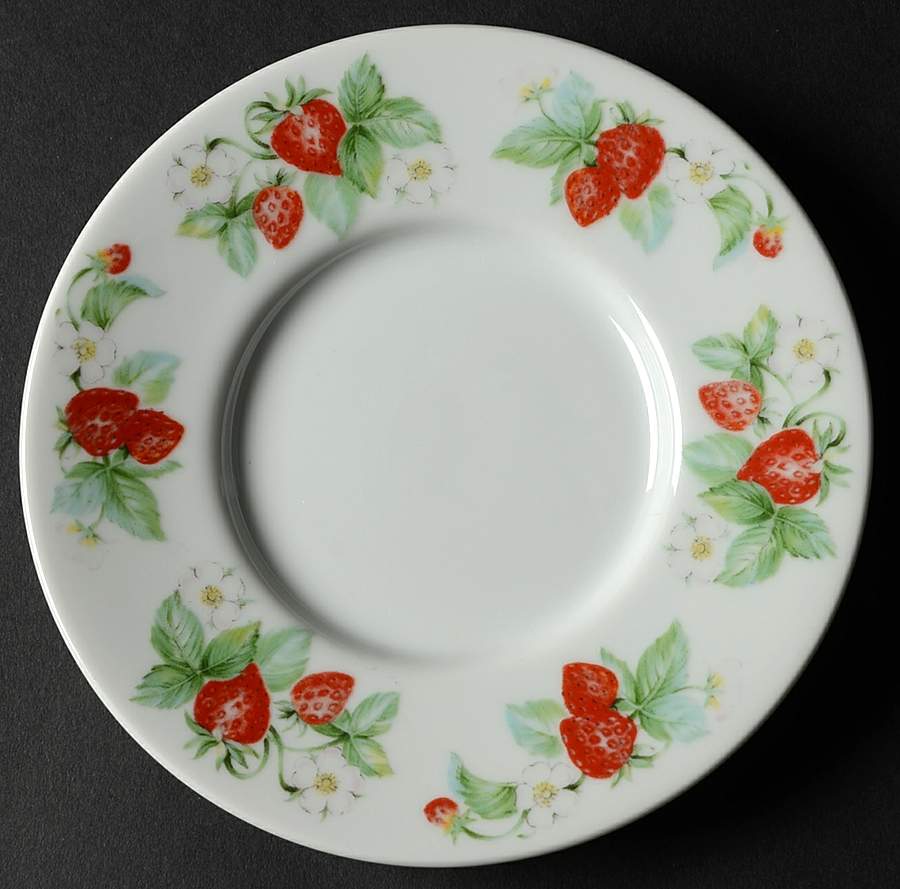 Berry Orchard Saucer by Christopher Stuart-1