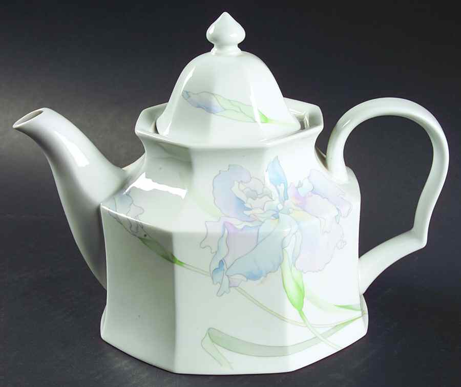 Blue Eyes Teapot & Lid by Christopher Stuart-1