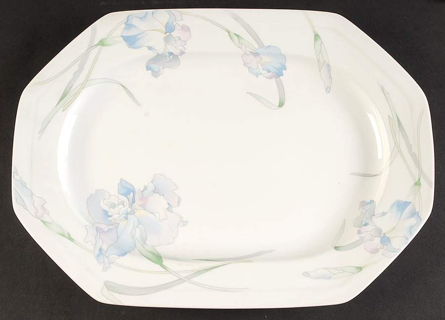 Blue Eyes 14" Oval Serving Platter by Christopher Stuart-1