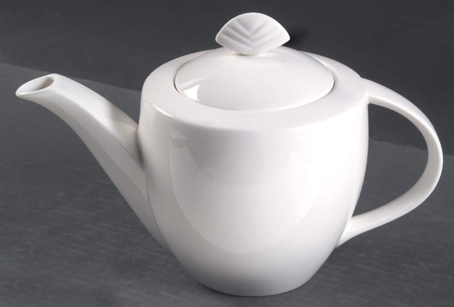 Cafe White Teapot & Lid by Christopher Stuart-1
