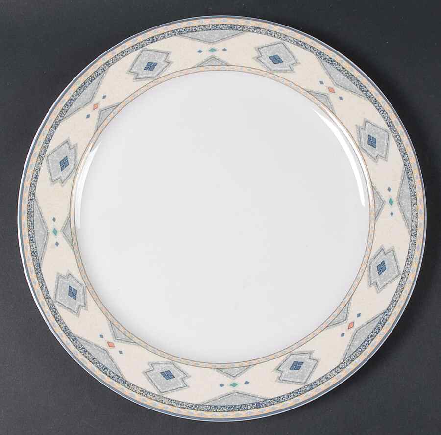 Ellington 12" Chop Plate (Round Platter) by Christopher Stuart-1