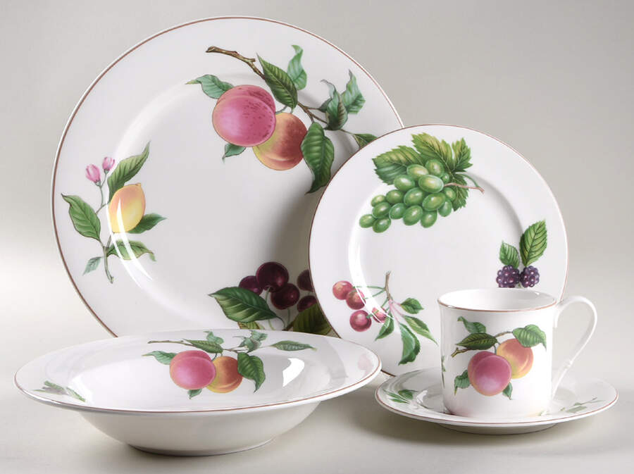 Fruit Finale 5 Piece Place Setting by Christopher Stuart-1