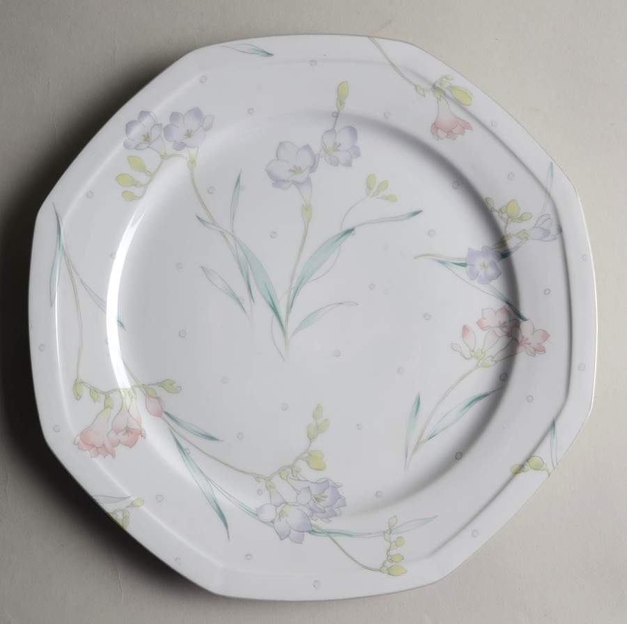 Fresh As Spring 12" Chop Plate (Round Platter) by Christopher Stuart-1