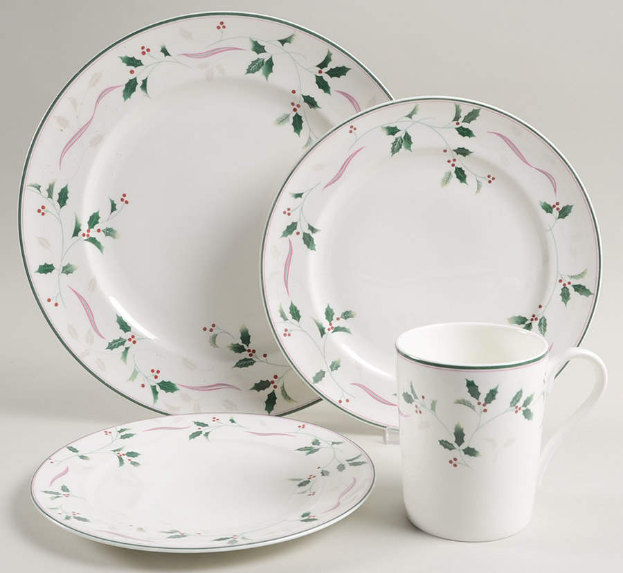 Holiday Splendor 4 Piece Place Setting by Christopher Stuart-1