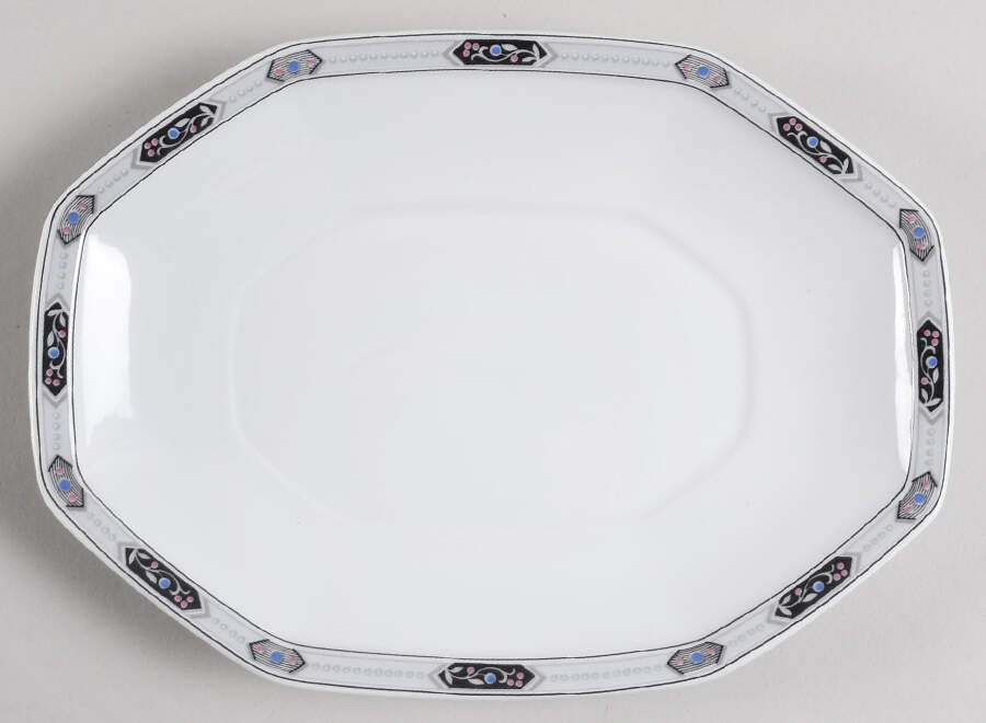 Lyric Underplate for Gravy Boat by Christopher Stuart-1