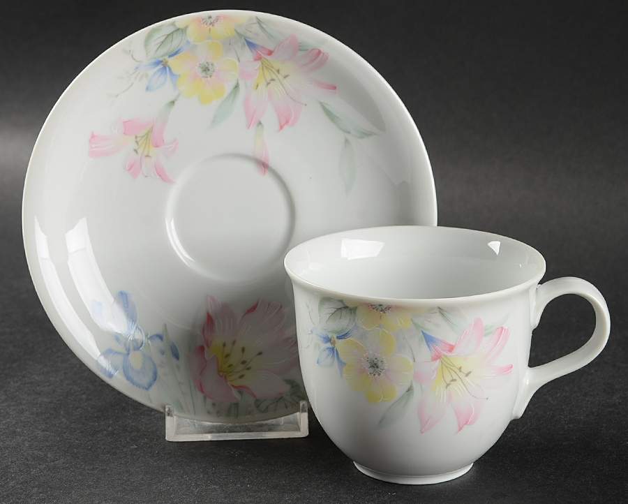 Meadow Vista Flat Cup & Saucer Set by Christopher Stuart-1