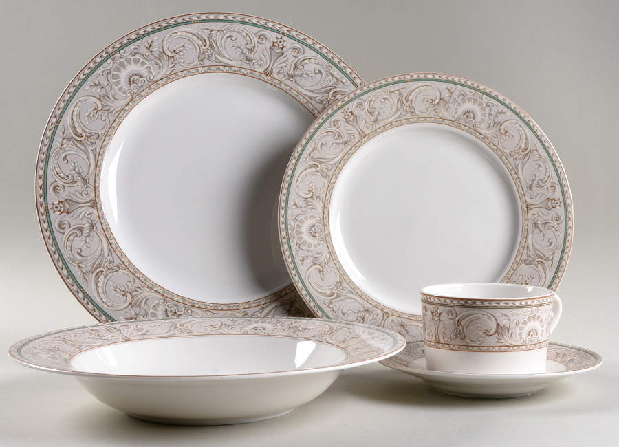 Newport 5 Piece Place Setting by Christopher Stuart-1