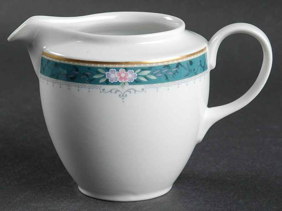 Somerset Creamer by Christopher Stuart-1