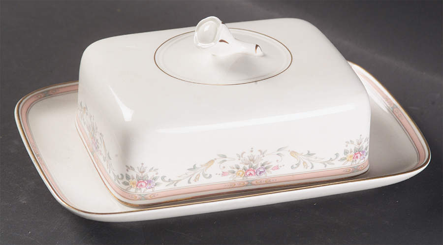 Spring Crest Rectangular Covered Butter by Christopher Stuart-1