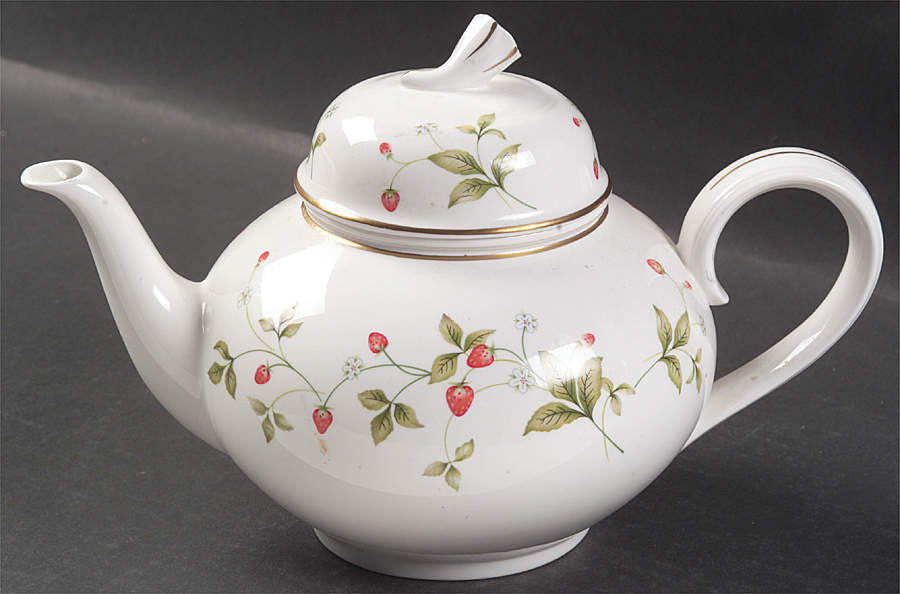 Strawberry Field Teapot & Lid by Christopher Stuart-1