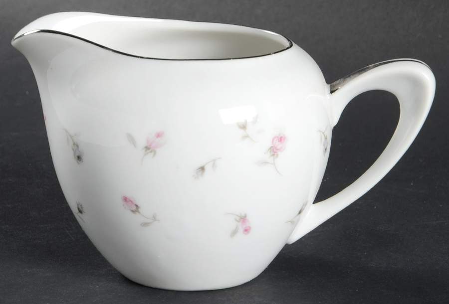 Boutique Creamer by James Chatelaine-1