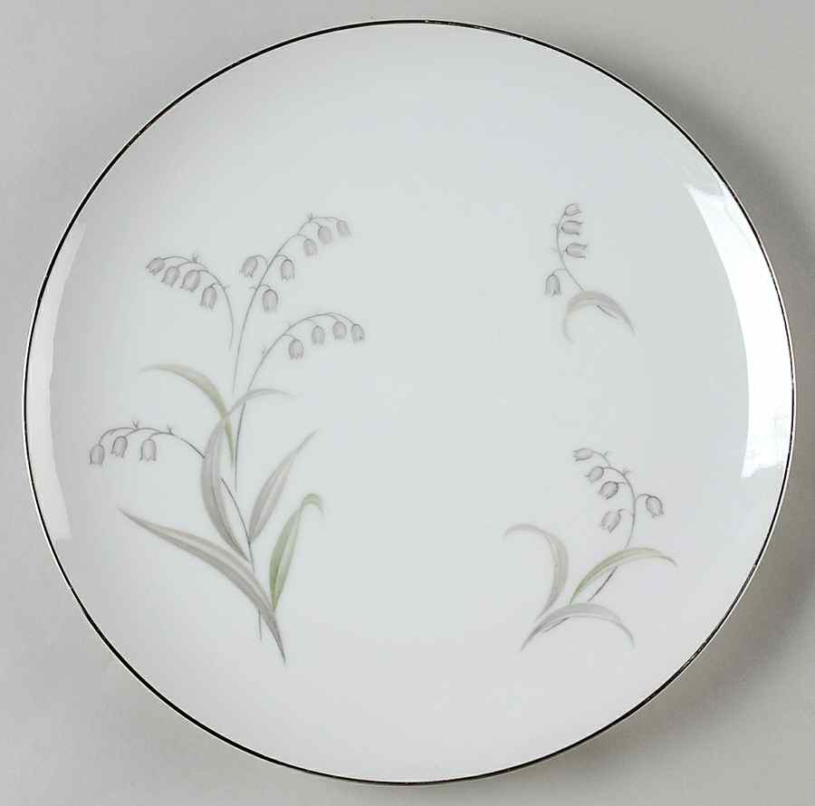 Lillies Dinner Plate by James Chatelaine-1