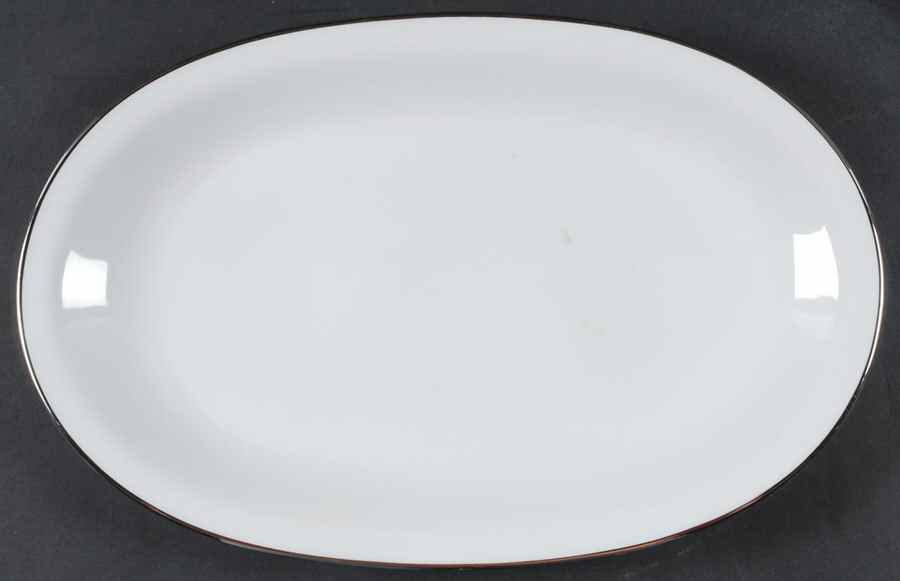 Plaza 14" Oval Serving Platter by James Chatelaine-1